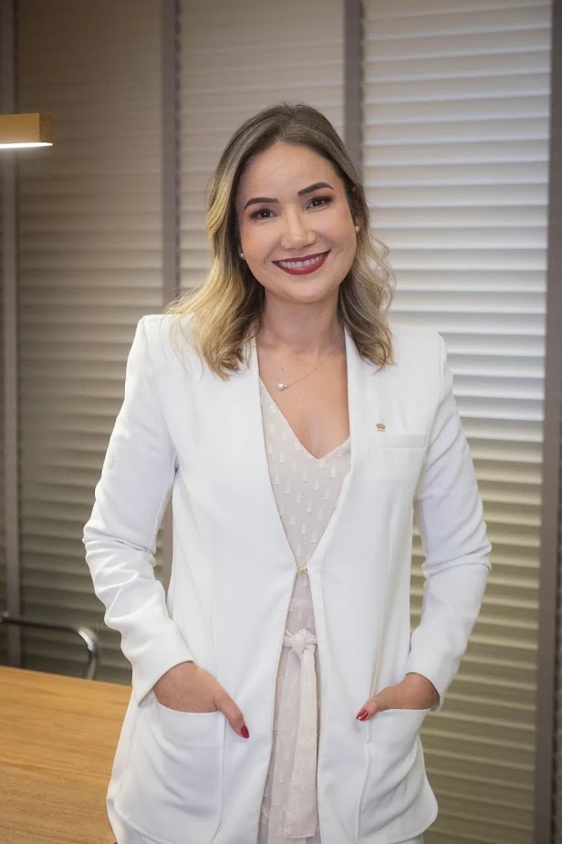 Dra. Paula Mattos, endocrinologista